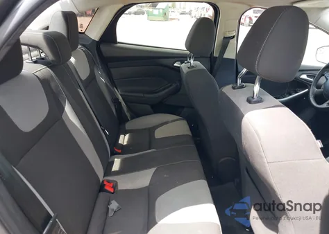 2012 Ford Focus Se z USA, uszkodzony, nr VIN 1FAHP3F23CL371302